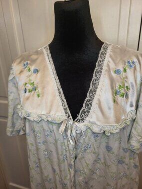 Moon Dance Blue Floral House Dress Robe L Embroidered Lace Cottage Tradwife